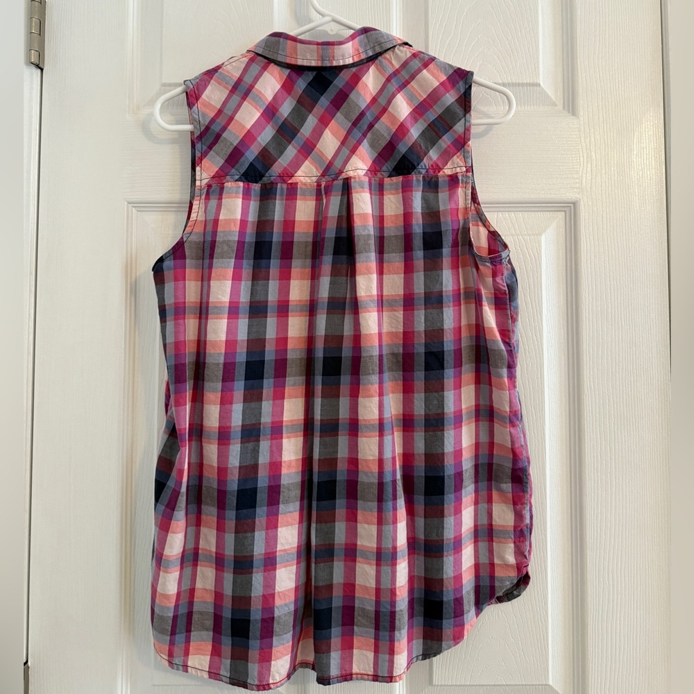 Calvin Klein Button Down - Picture 8 of 12